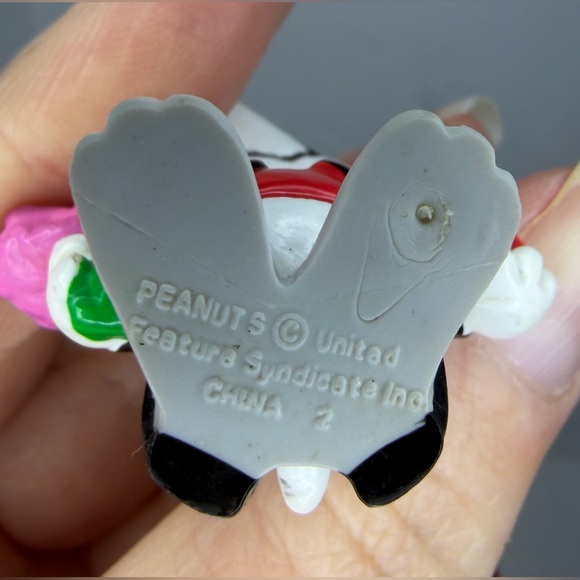 Valentine’s Day Snoopy Peanuts Beaded Keychain/Bag Charm - Picture 9 of 9